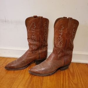Chestnut brown cowboy boots